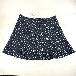 NWT - Tilly's Full Tilt‎ Flippy Mini Skirt Floral Black White XXL Lightweight